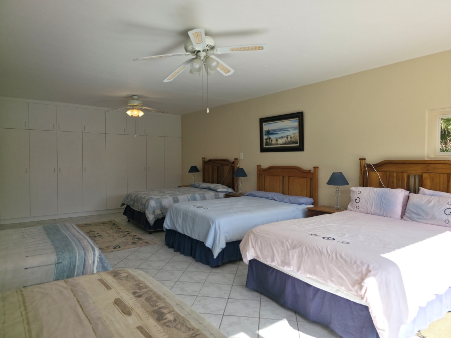 9 Bedroom Property for Sale in Noorsekloof Eastern Cape